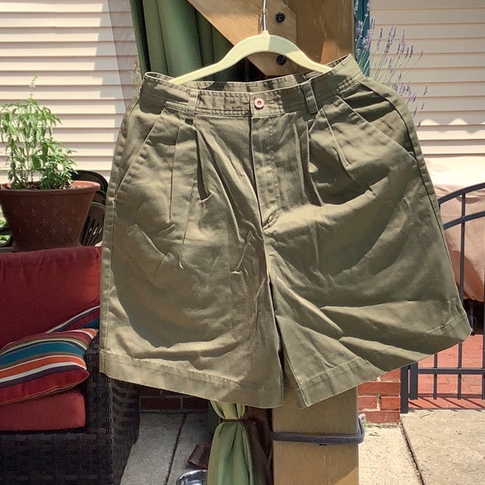 Women’s Liz Claiborne cotton shorts